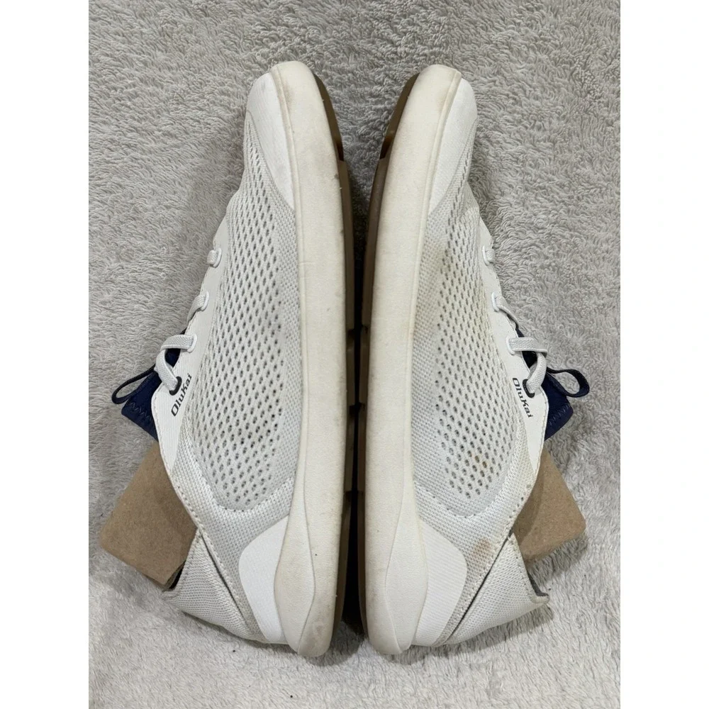 OluKai preowned please are